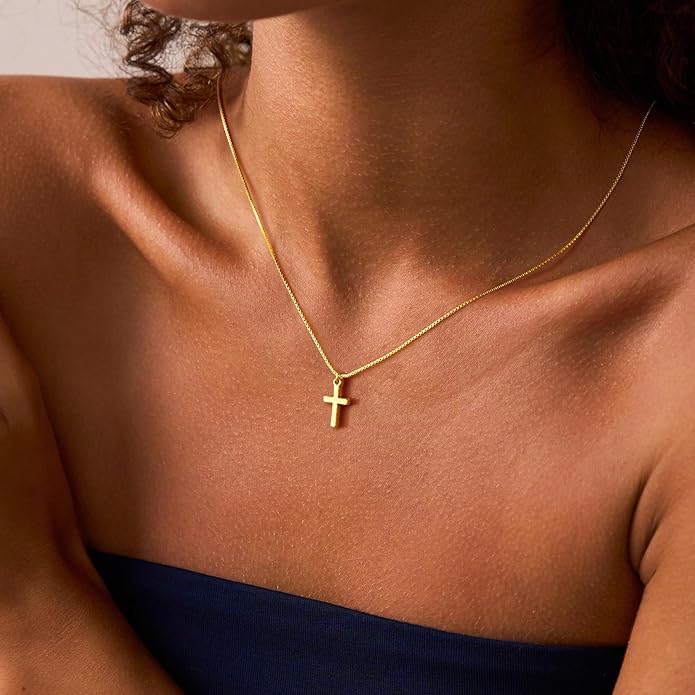 Single Cross Necklace